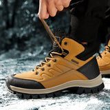 RockRanger Vantage - Men's Leather Hiking Boots for Cold Weather